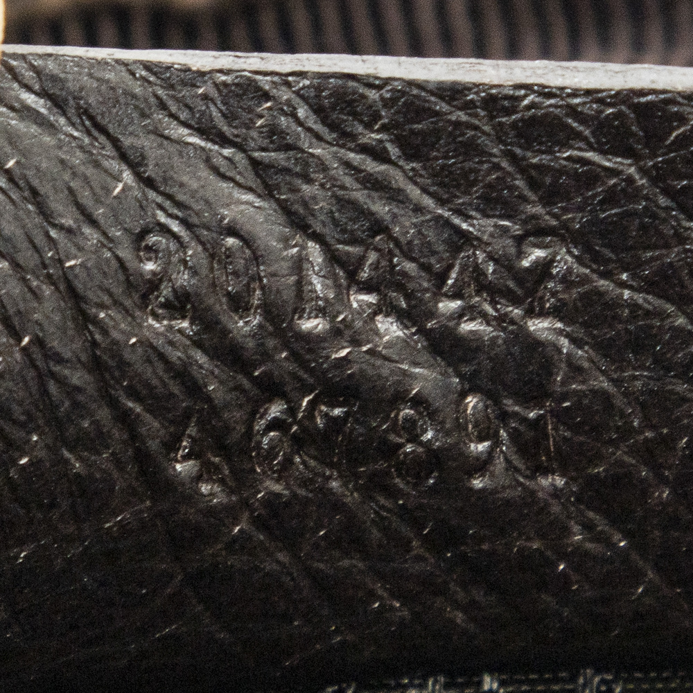 Gucci Front Zip Camera Bag - Picture 10 of 10